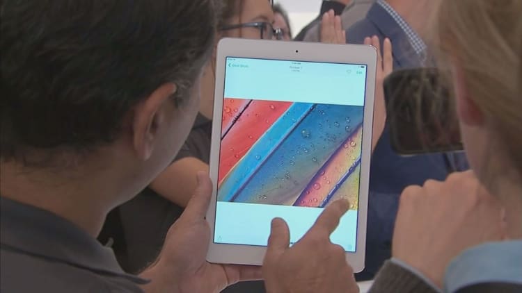 Apple iPad owners complain about glitchy iOS update
