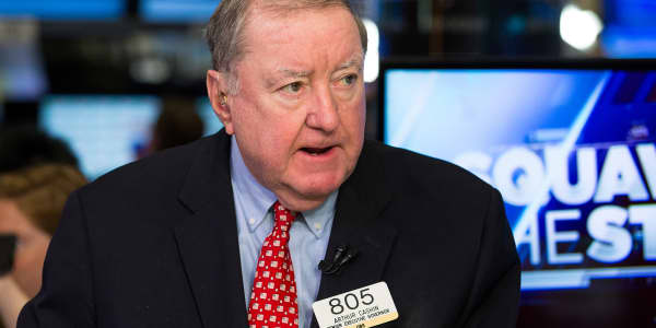Art Cashin says the market will bottom this month and this could be the unusual catalyst to cause it