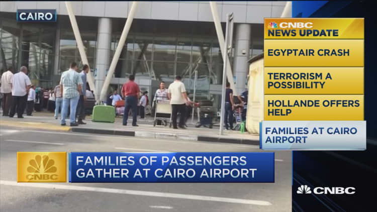 CNBC update: EgyptAir families gather