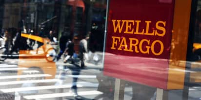 Wells Fargo says energy losses to grow