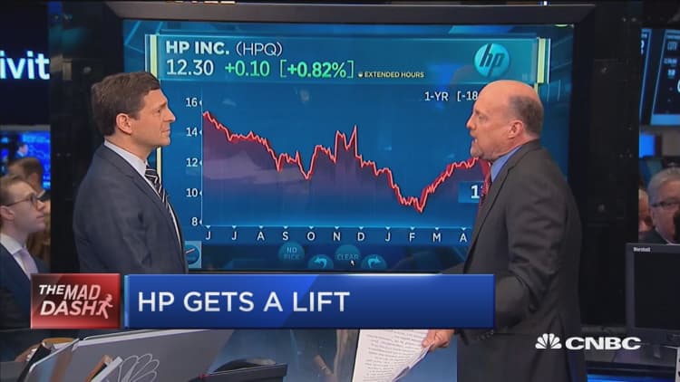 Cramer's Mad Dash: HP gets a lift