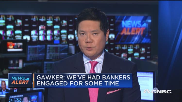 Gawker: Bankers engaged for quite some time