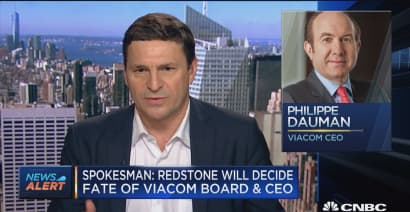 Spokesman: Redstone will decide fate of Viacom board & CEO