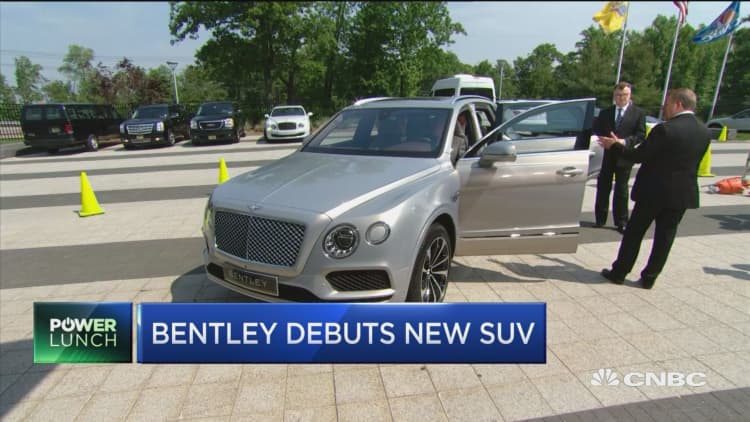 Bentley debuts new SUV