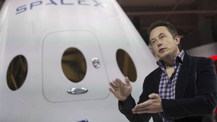 Musk: We intend to launch people to Mars in 2024