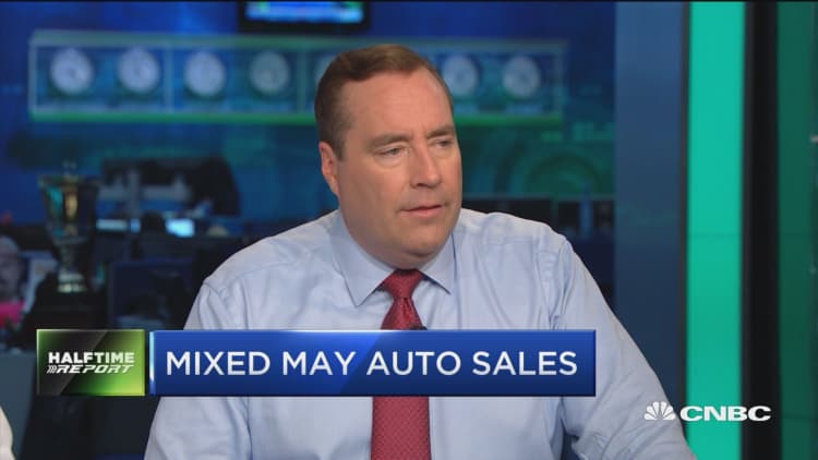 Mixed May auto sales