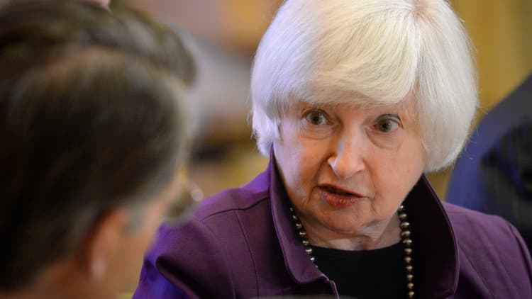 Fed's Yellen: Don't overreact to jobs report