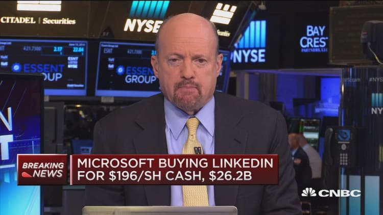 LinkedIn 'jump starts' Microsoft cloud dream: Cramer