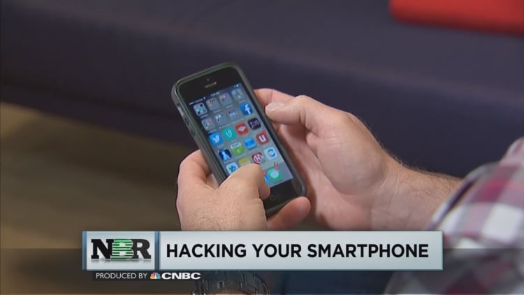 Hacking your smartphone