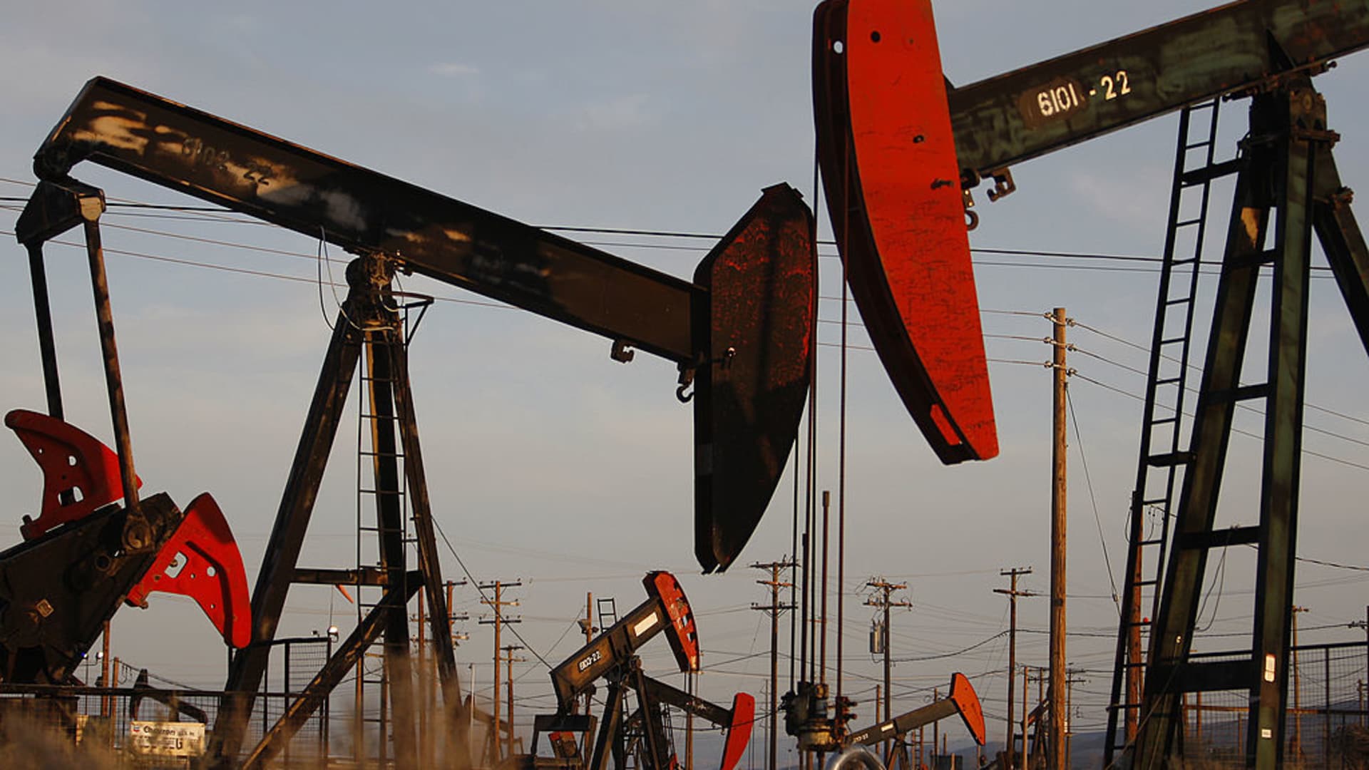 Energy companies expect record profits again as strained supplies lift oil and gas prices