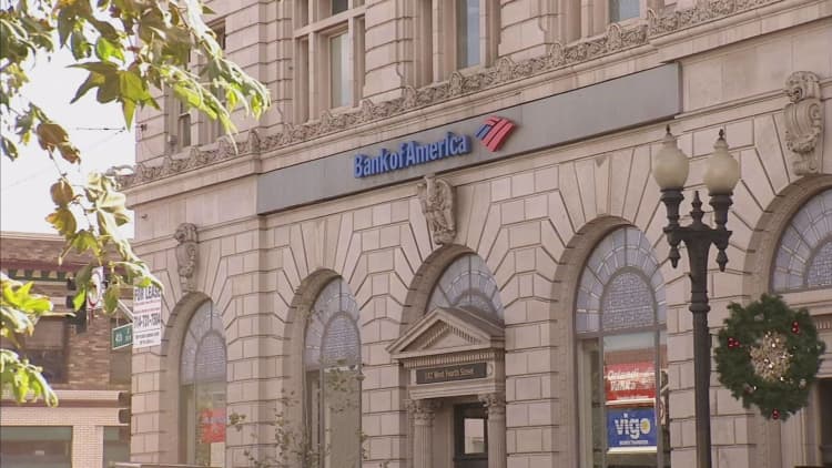 Bank of America slashing retail jobs