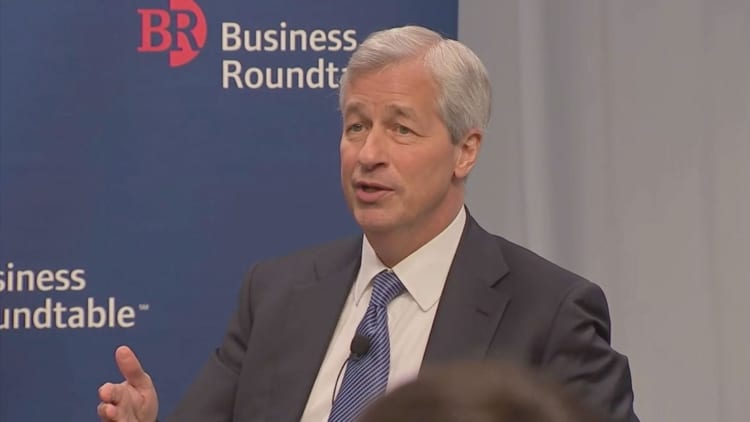 Jamie Dimon and JPMorgan executives issue company note on Brexit 