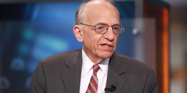 Jeremy Siegel says Fed Chair Powell still has the 'completely wrong approach' 