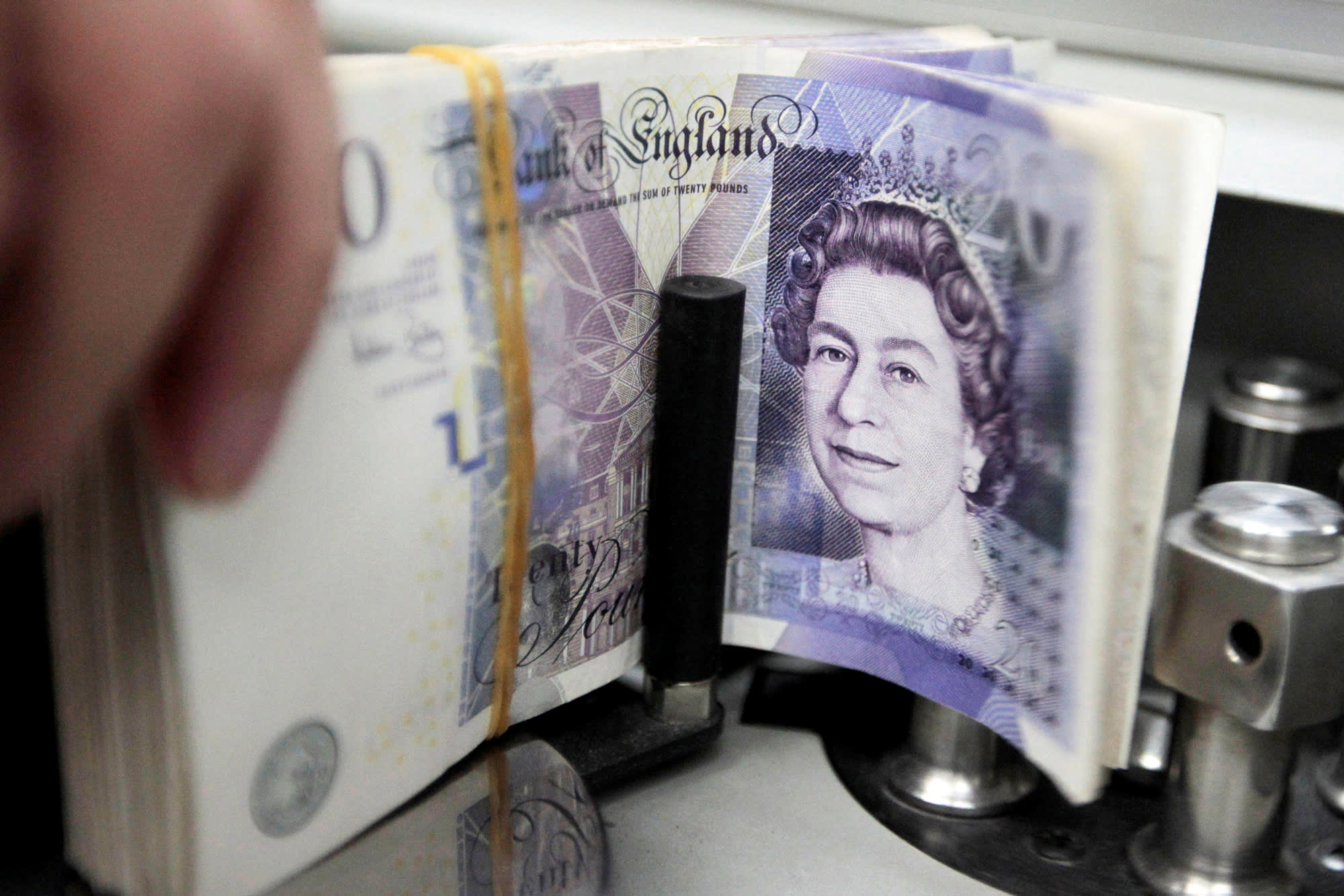 Safe-haven currencies on defensive, British pound soft on spending plan - CNBC