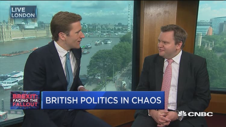 Making sense of UK's political chaos