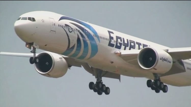 EgyptAir data recorder suggests signs of smoke, fire