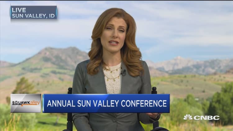 Tech & media moguls meet at Sun Valley