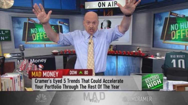 Cramer: Big themes staring you in the face (Hint: It’s not Pokemon)