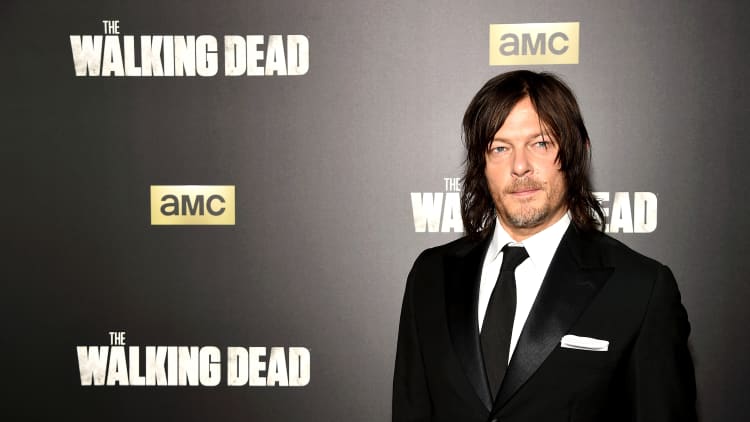 This 'The Walking Dead' star has some advice for the living
