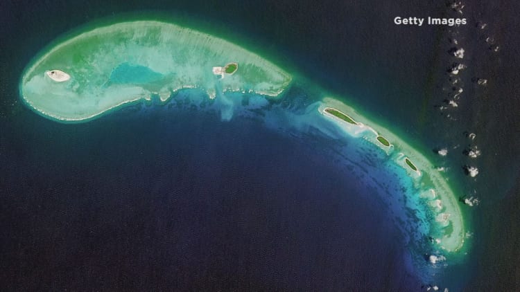 US diplomats try to cut South China Sea tensions