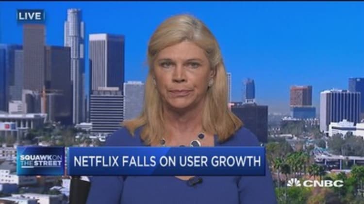 Netflix falls on user growth