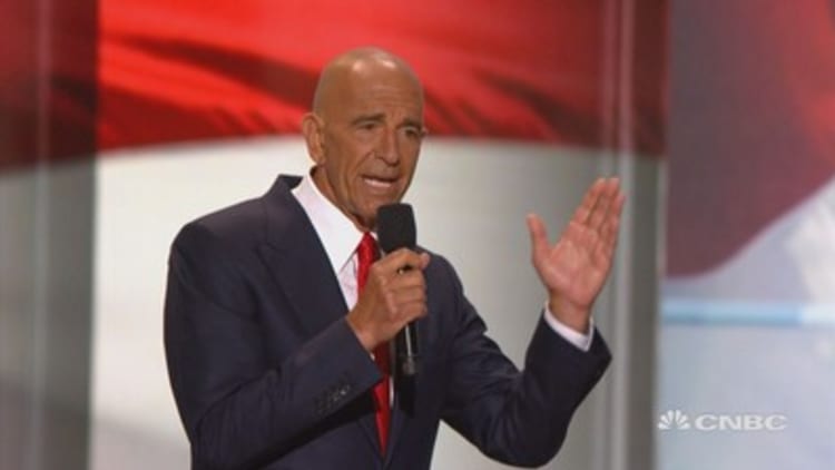 Tom Barrack: Nothing negative to say about Hillary