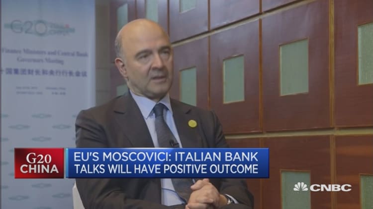 Need to lay out projects for remaining EU states: Moscovici