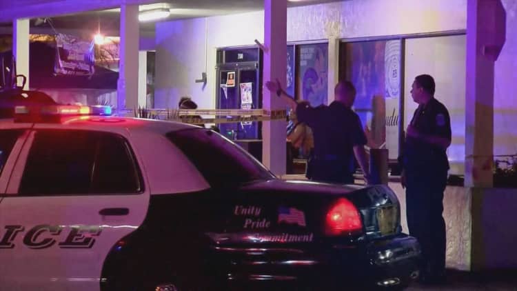 Fort Myers nightclub shooting leaves two dead