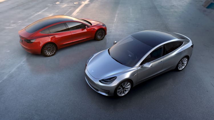 Tesla faces pressure to hit Model 3 production numbers