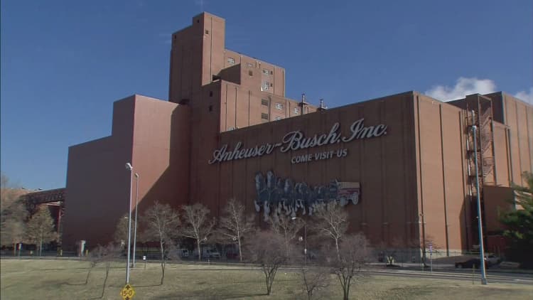 Anheuser-Busch sweetens offer to buy rival SABMiller