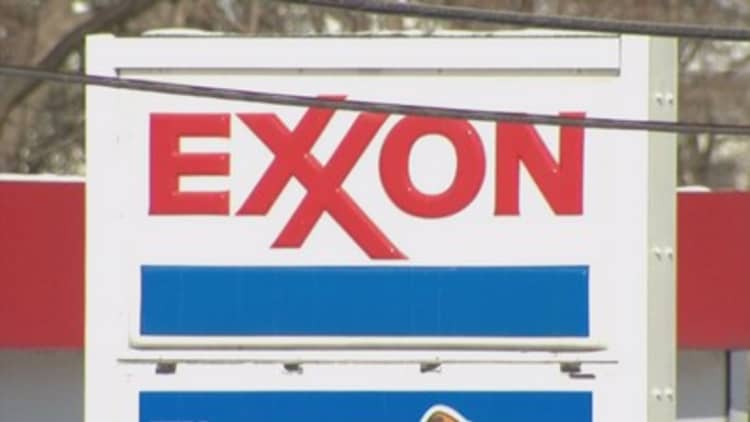 Exxon Mobil reports disappointing earnings