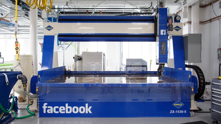 Tour Facebook's new 22,000-square-foot hardware lab
