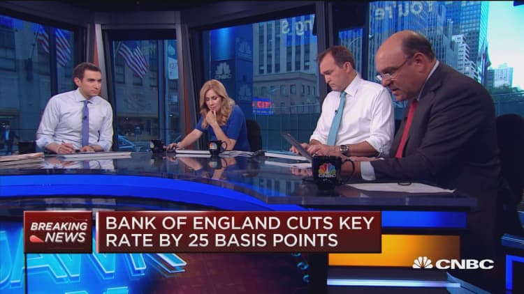 Bank of England cuts key rate by 25 bp