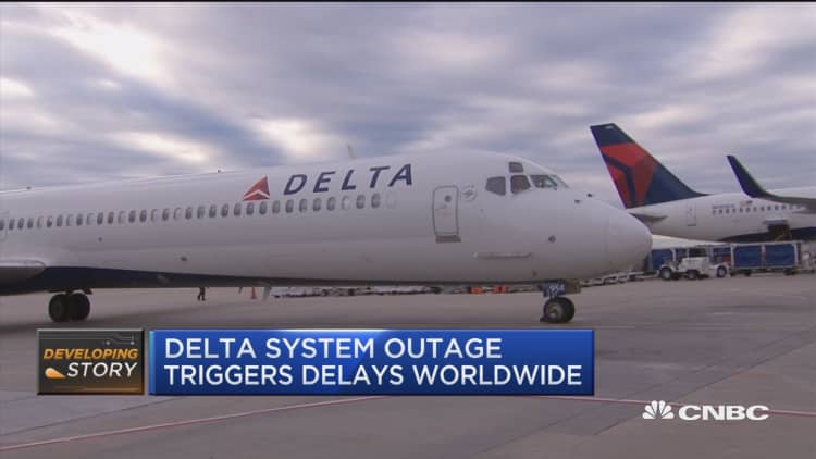 Delta outage triggers worldwide delays