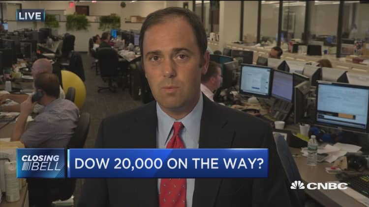 Closing Bell Exchange: Dow 20,000 on the way?