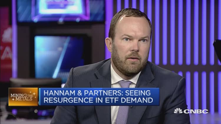 Cost of holding gold is falling: Hannam & Partners