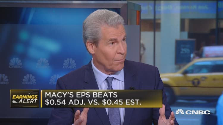 Macy's CEO: Benefiting from online spending
