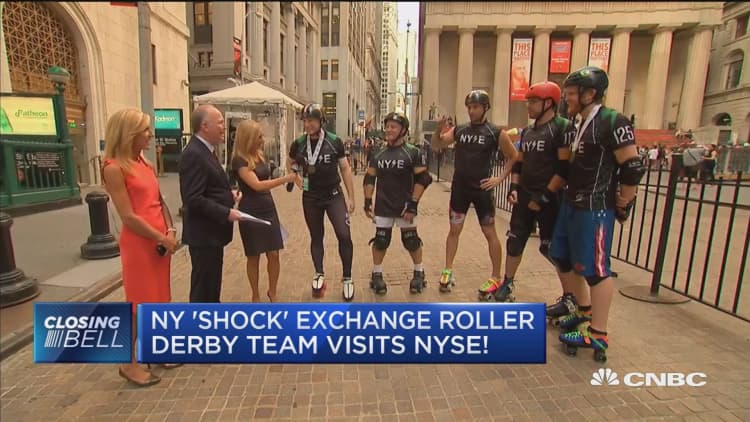NY 'Shock' Exchange roller derby team visits NYSE