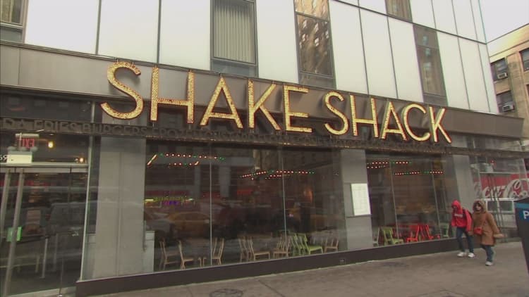 Shake Shack celebrates 100th restaurant with free burgers
