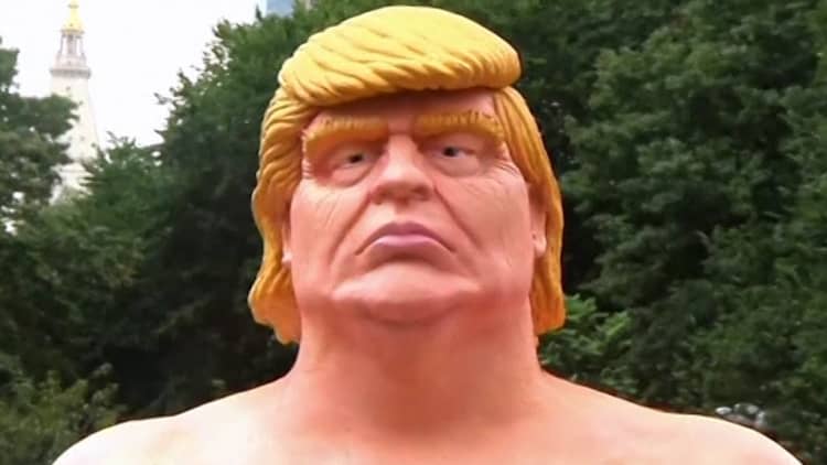 ‘Donald Trump’ seen in the nude