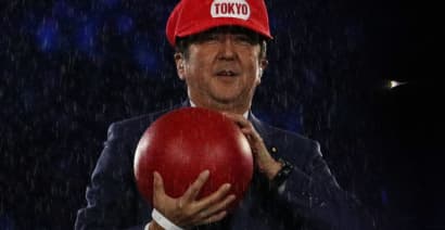 Olympics: Japan's Abe dresses up as Super Mario