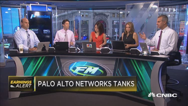 Palo Alto Networks tanks