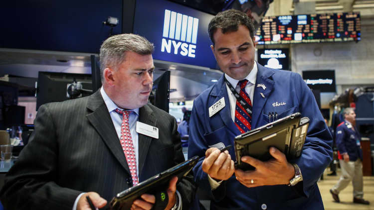 Wall Street poised to start new week positive