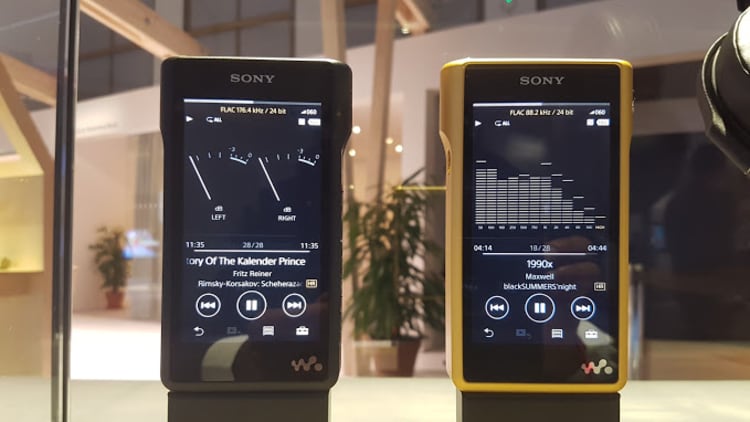 Sony unveils gold-plated Walkman
