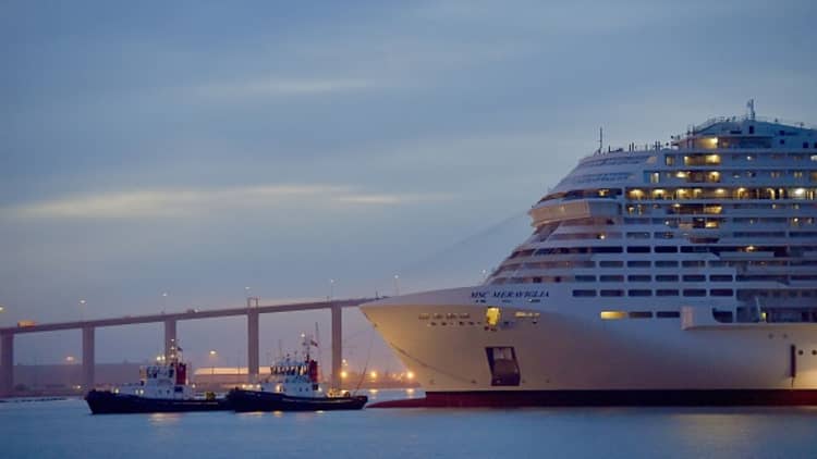 Massive 'smart' cruise ship takes to the ocean