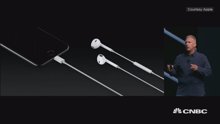 No headphone jack for iPhone 7