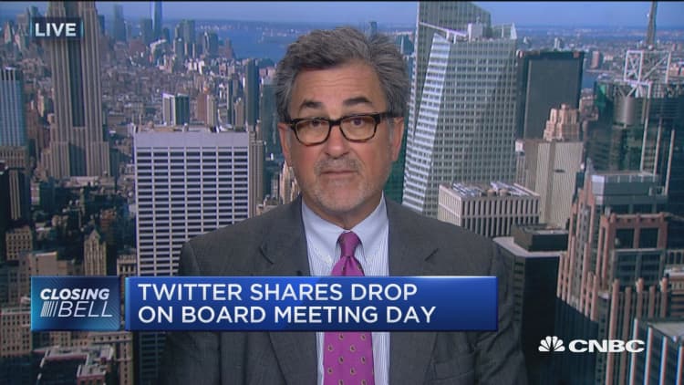 Analyst: Twitter is in need of a fix