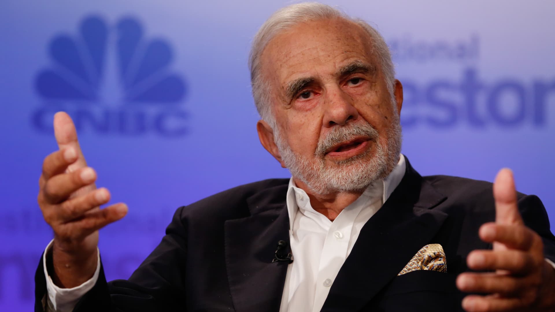 Carl Icahn wants to bring back Illumina's ex-CEO 'immediately' as proxy fight intensifies