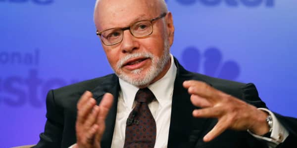 Activist investor Elliott Management bets on this small-cap music stock, ditches News Corp