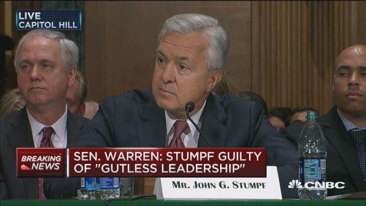 Sen. Warren: Stumpf should be criminally investigated